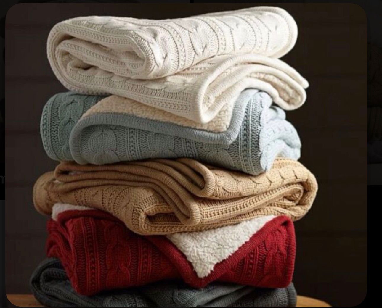 Signature knit blanket - Image 4